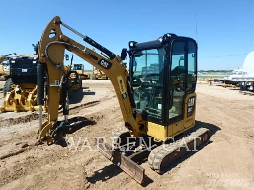 CAT 302 Raupenbagger
