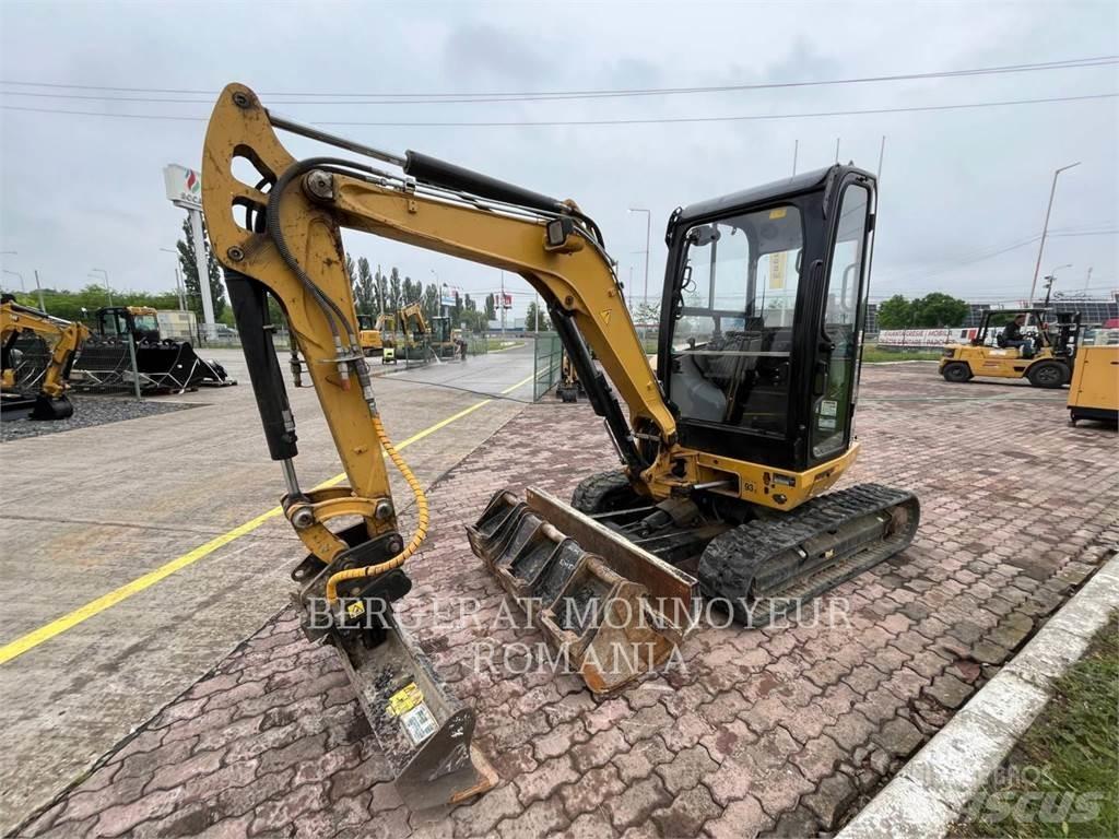 CAT 302.7DCR Raupenbagger