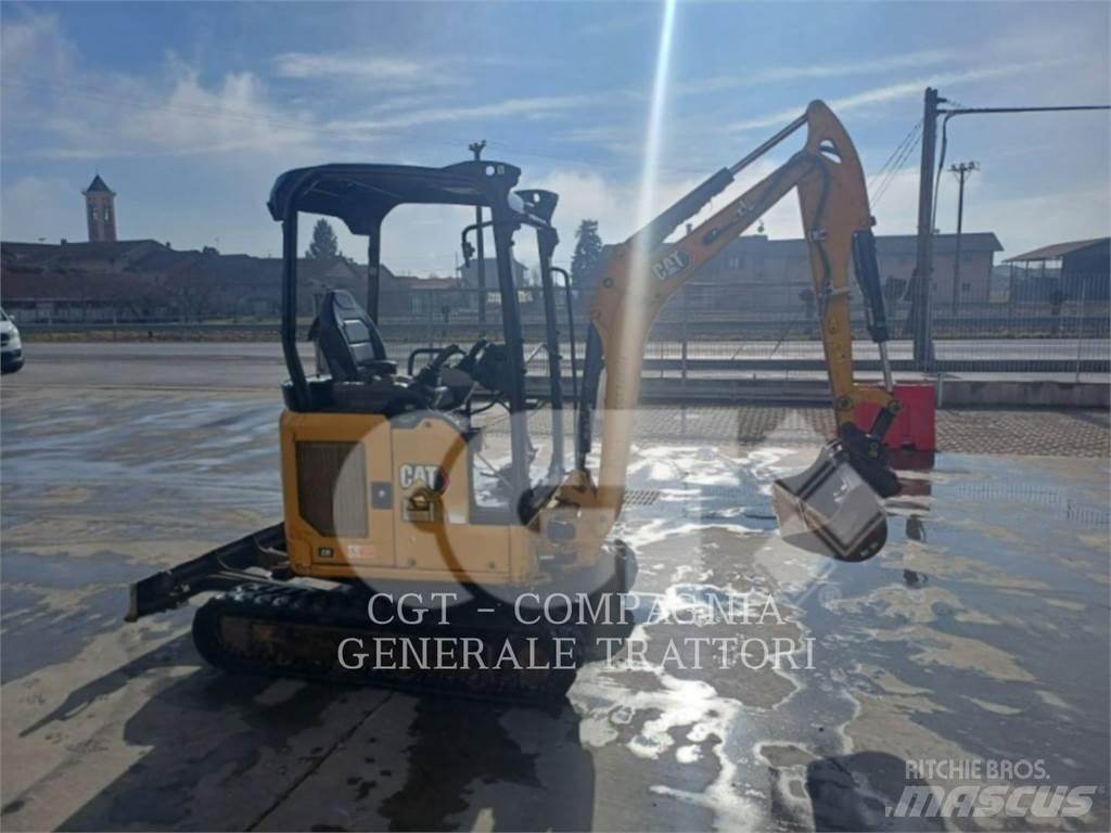 CAT 302 CR Raupenbagger