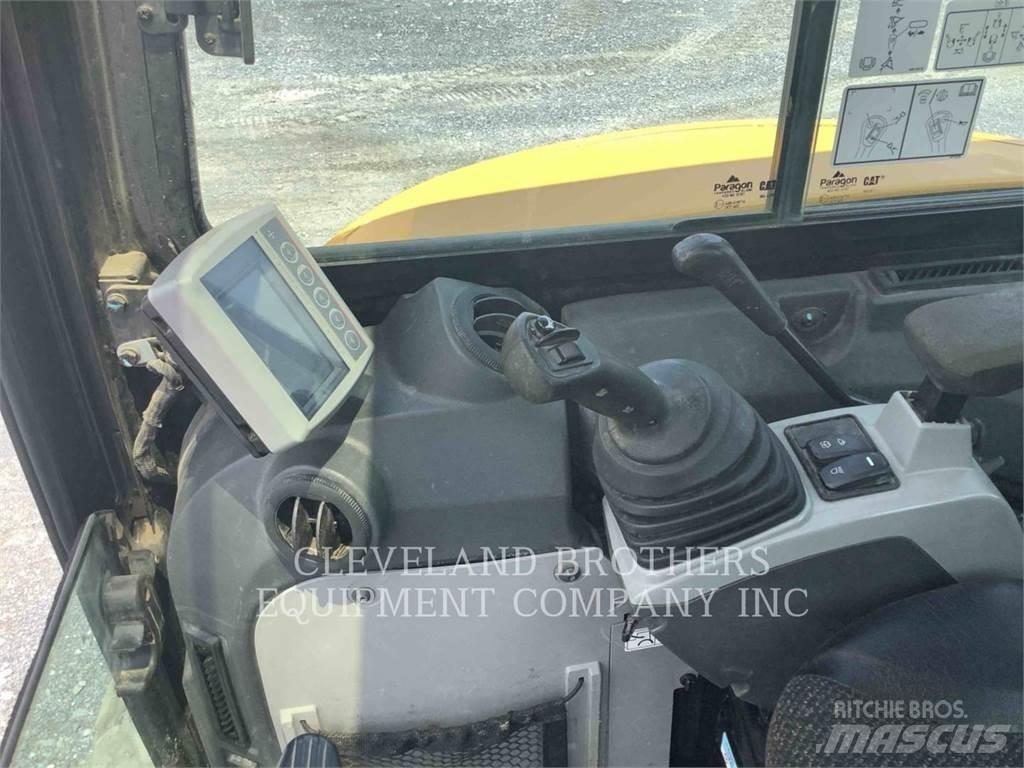 CAT 303.5E2CR Raupenbagger