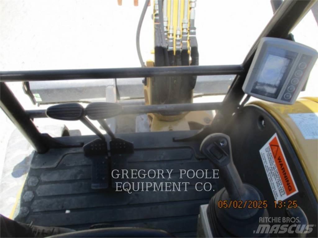 CAT 304E2CR Raupenbagger