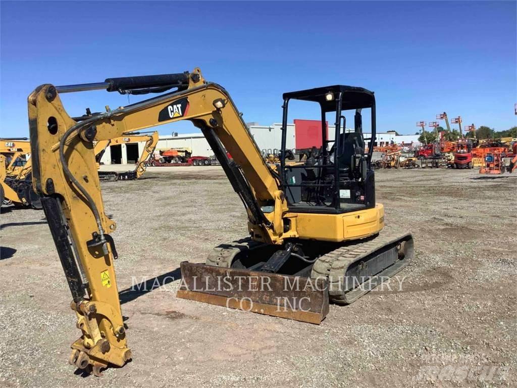 CAT 305.5E2CR Raupenbagger