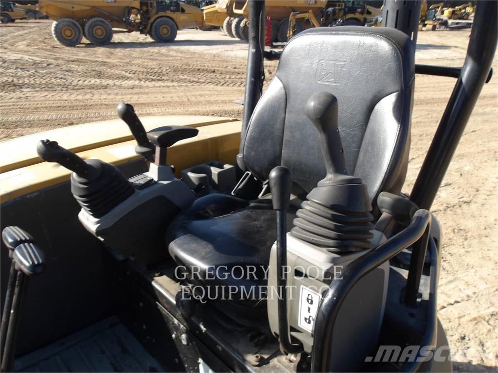 CAT 305.5E2CR Raupenbagger