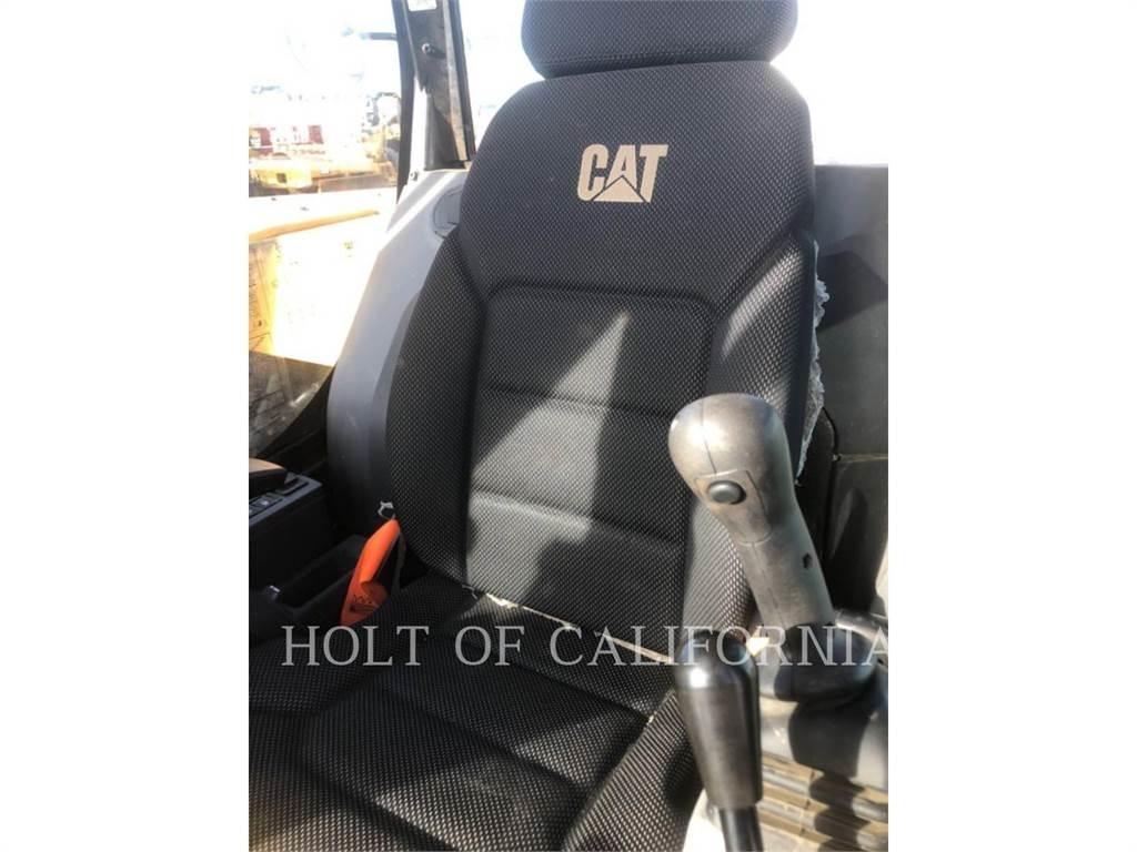 CAT 310 Raupenbagger