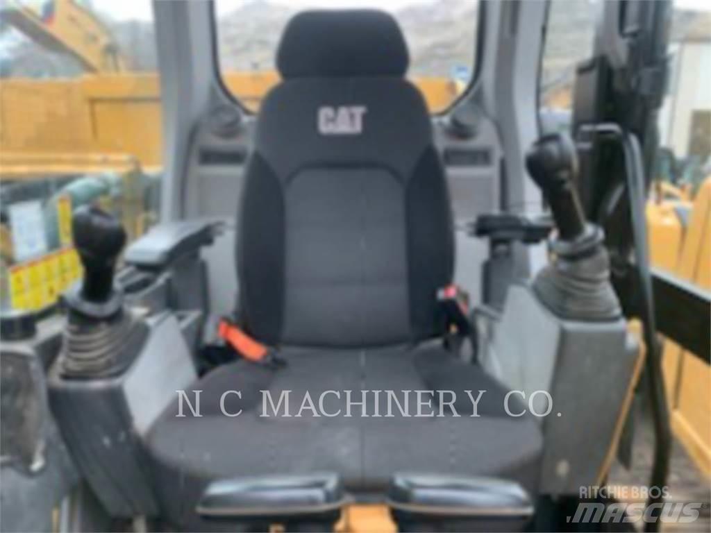 CAT 320 Raupenbagger