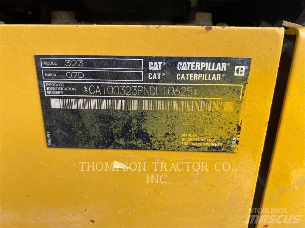 CAT 323 Raupenbagger