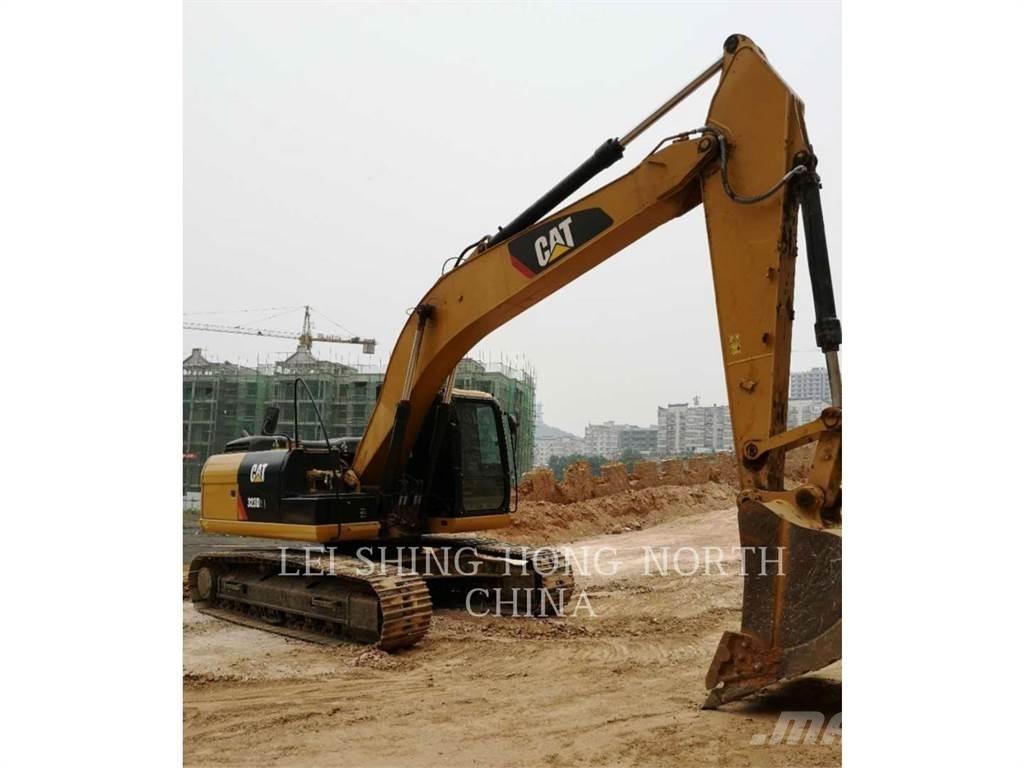 CAT 323D2L Raupenbagger