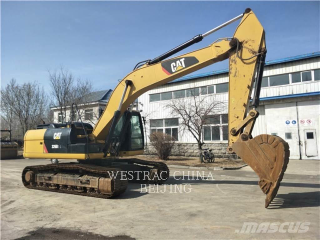 CAT 326D2L Raupenbagger