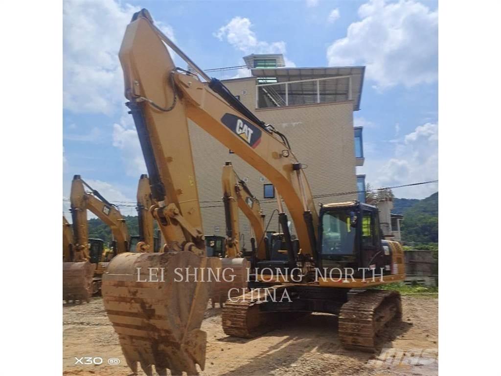 CAT 326D2L Raupenbagger