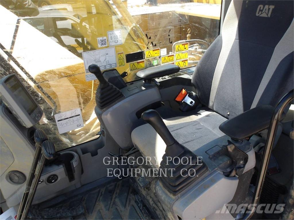 CAT 326FL Raupenbagger