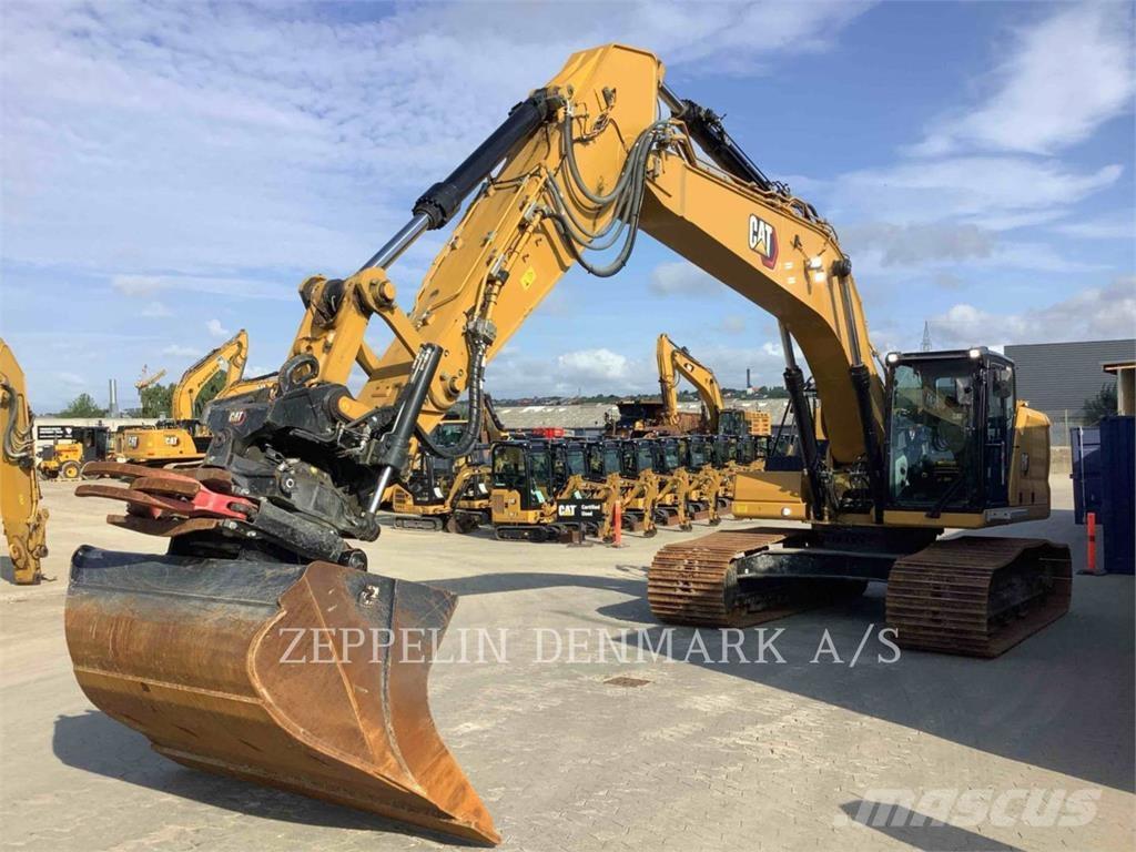 CAT 33007 Raupenbagger