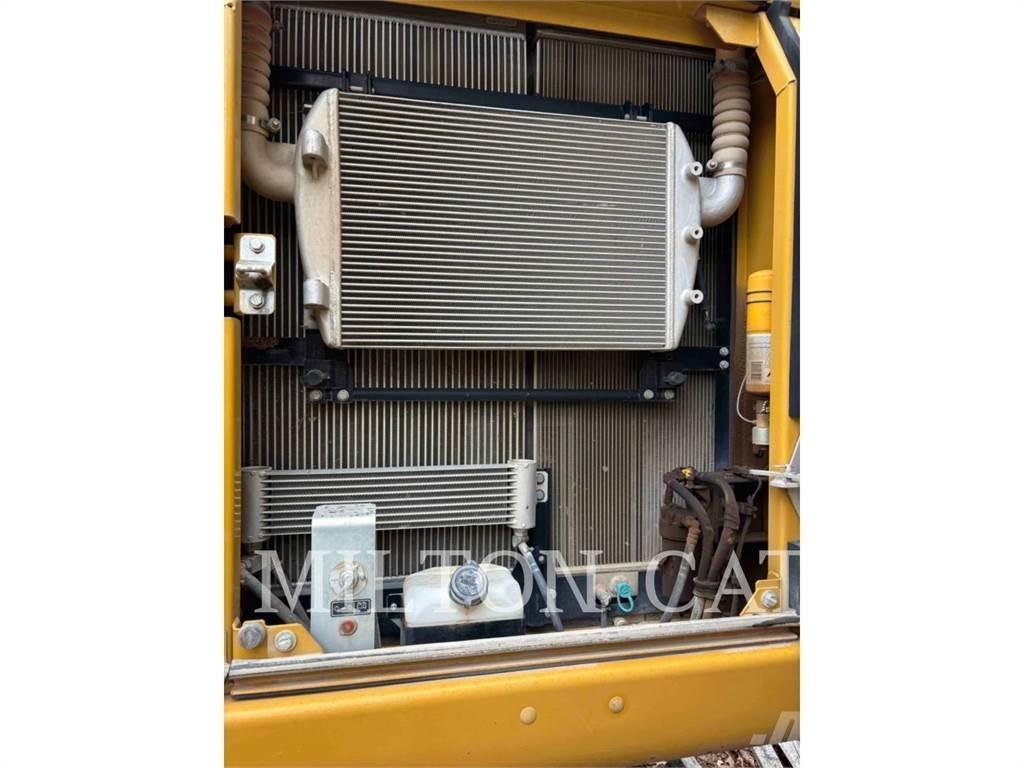 CAT 330FL Raupenbagger