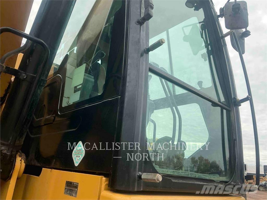 CAT 335FLCR Raupenbagger