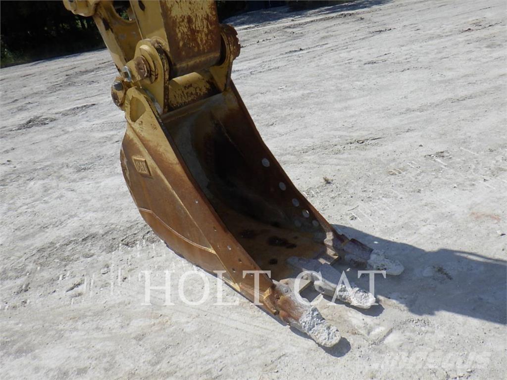 CAT 33607GC Raupenbagger