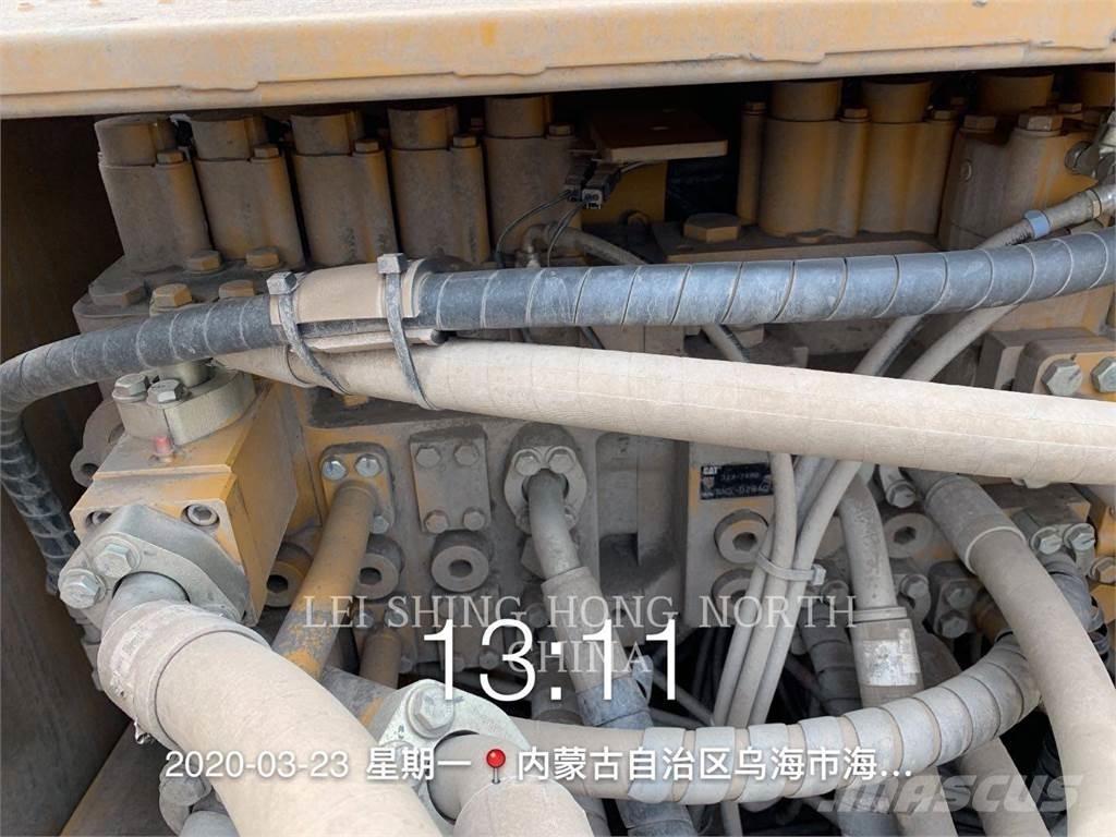 CAT 349 D2 L Raupenbagger