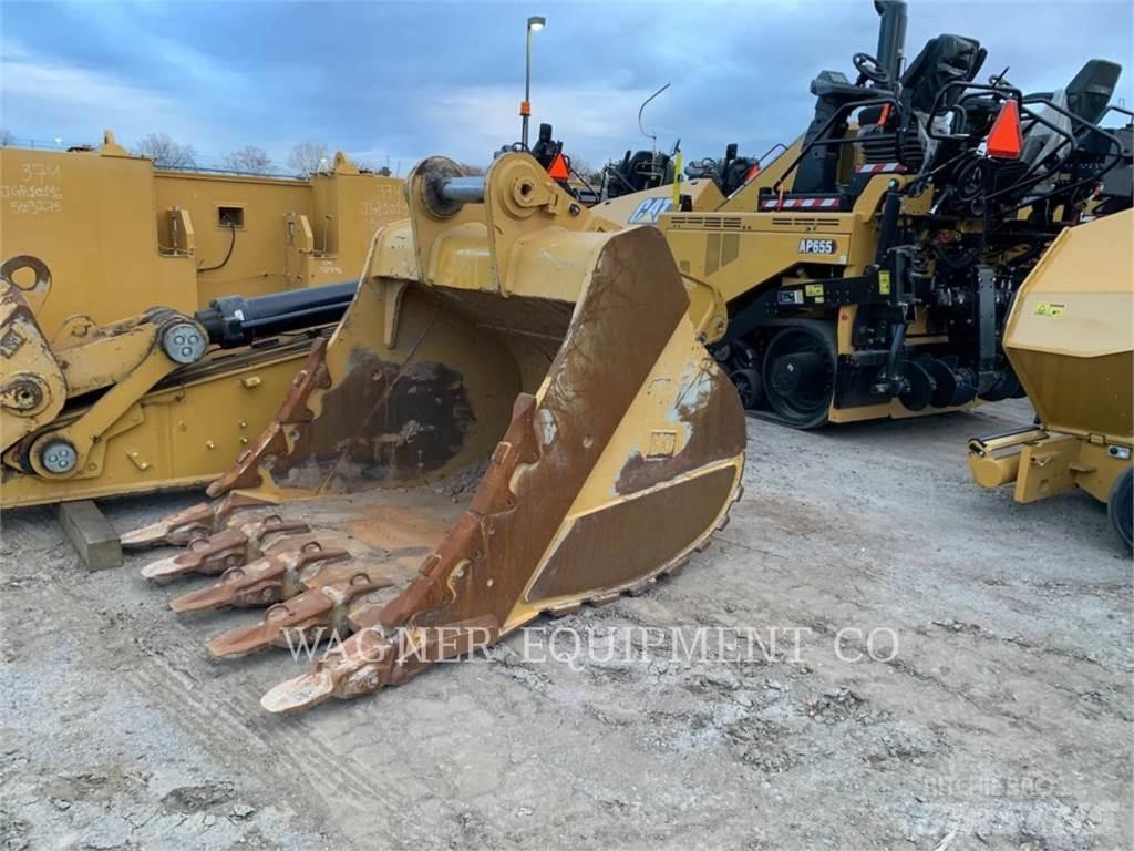 CAT 374 Raupenbagger