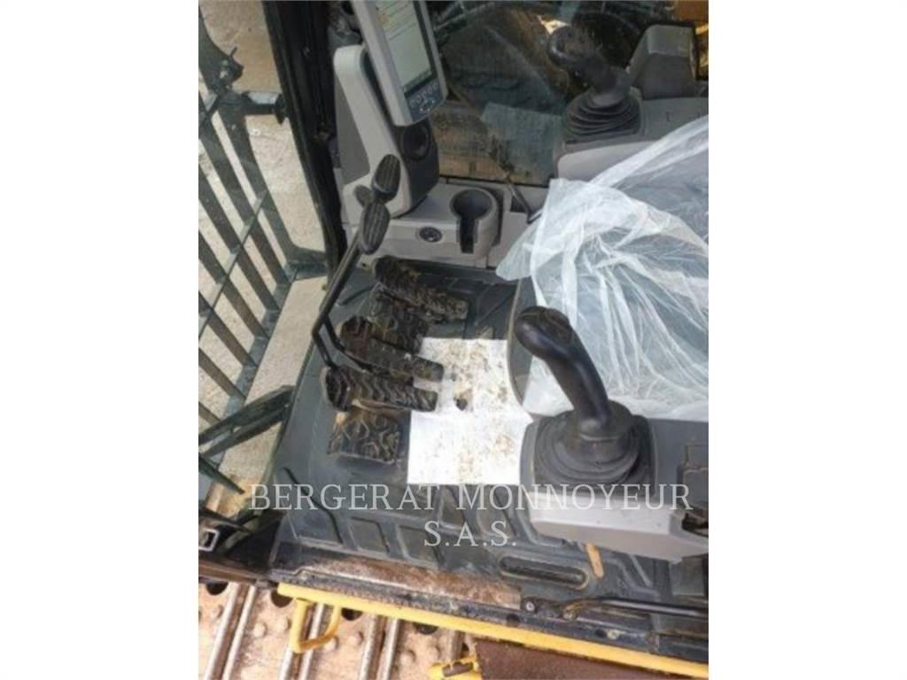 CAT 374F Raupenbagger