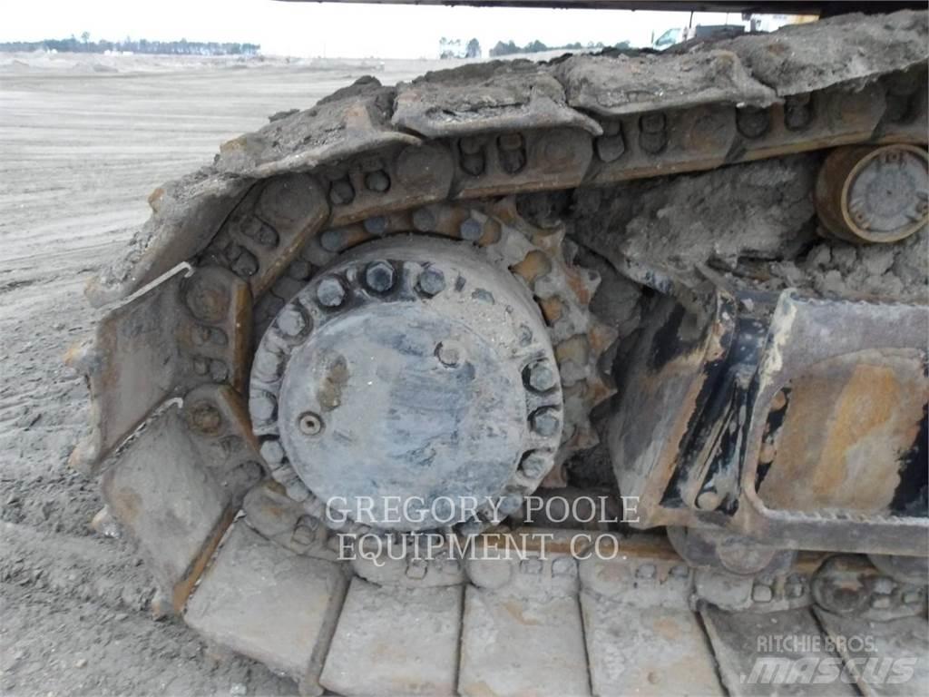 CAT 374FL Raupenbagger