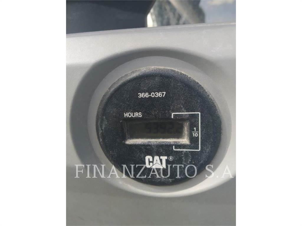 CAT 390F Raupenbagger