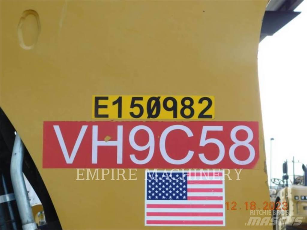 CAT 415F2 4EOP Baggerlader