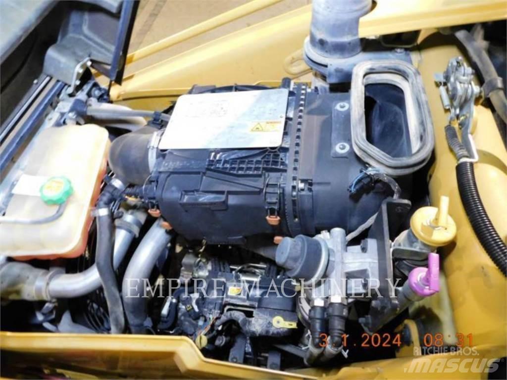 CAT 415F2 4EOP Baggerlader