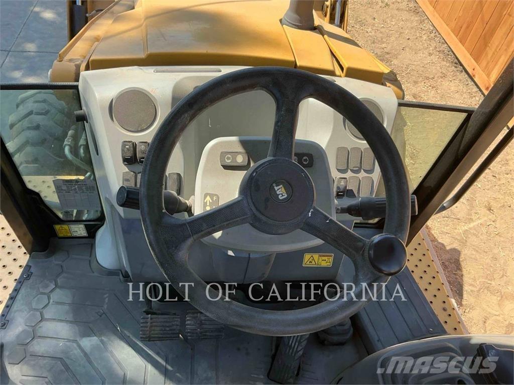 CAT 415F2IL Radlader