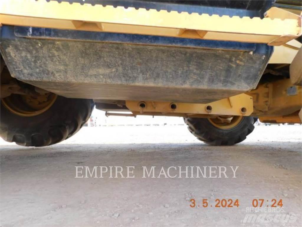 CAT 416F2 4EO Baggerlader