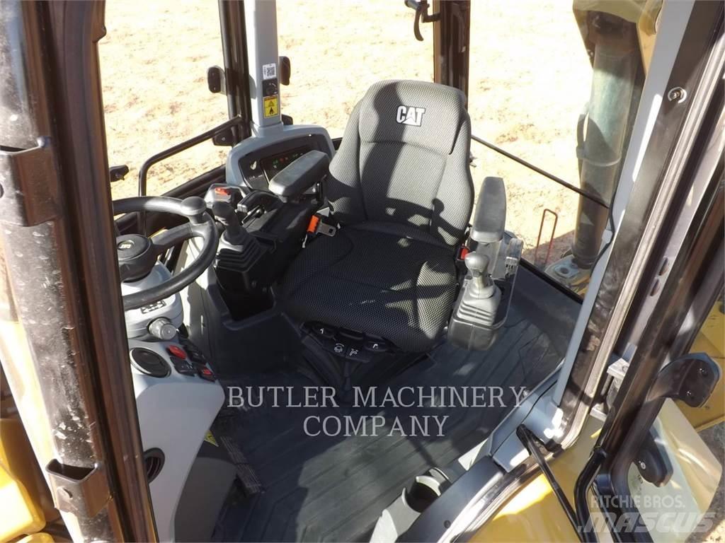 CAT 420 Baggerlader