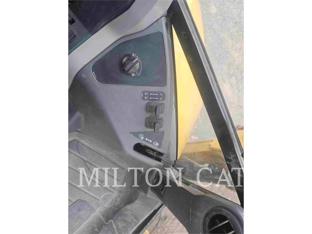CAT 420 XE Baggerlader
