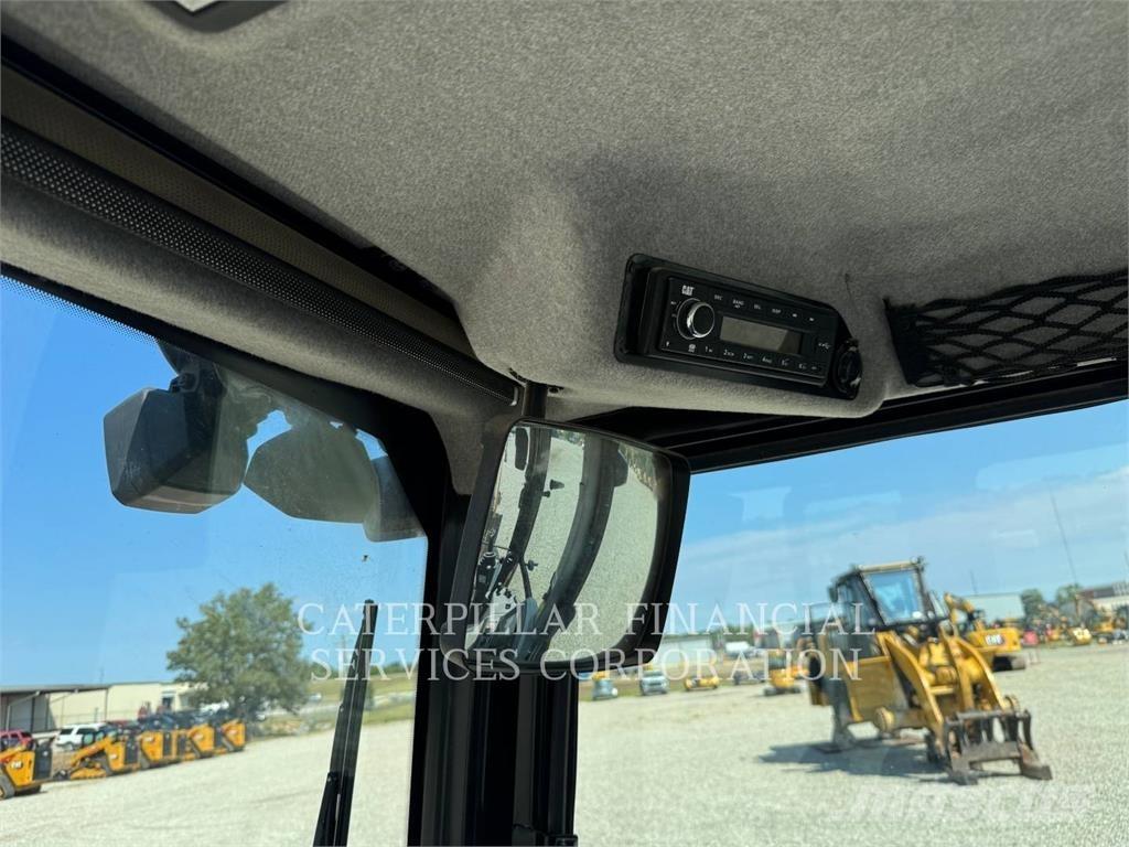 CAT 42007 Baggerlader