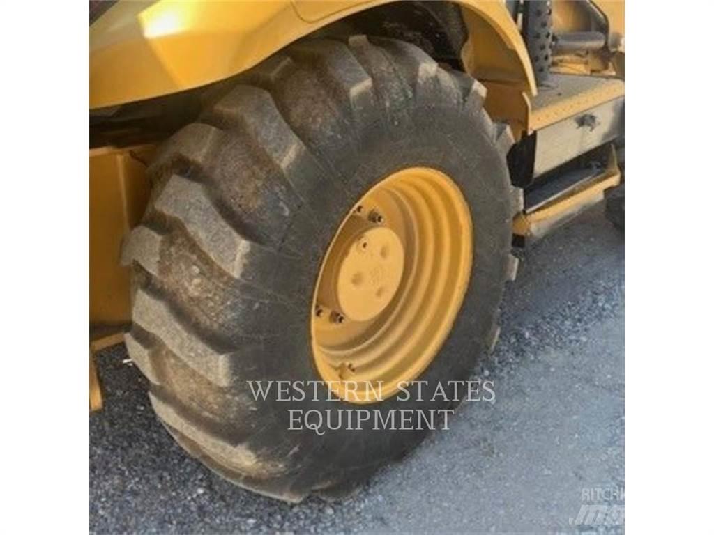 CAT 420F Baggerlader