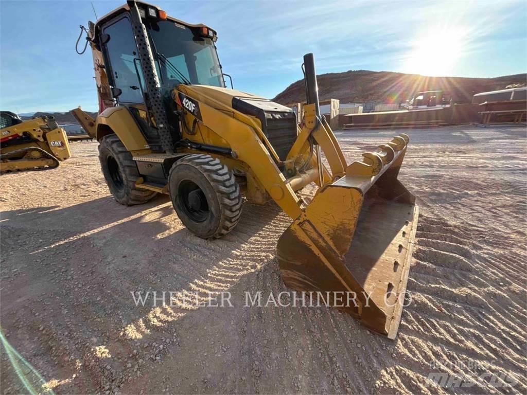 CAT 420F2 Baggerlader