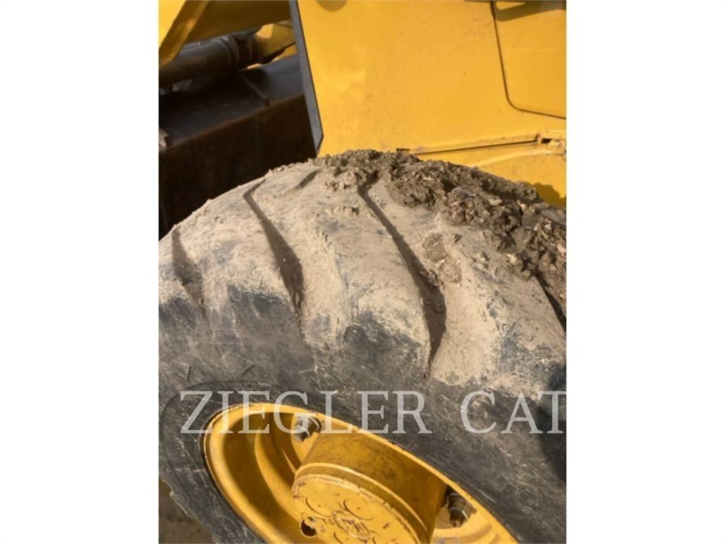 CAT 420F2 Baggerlader