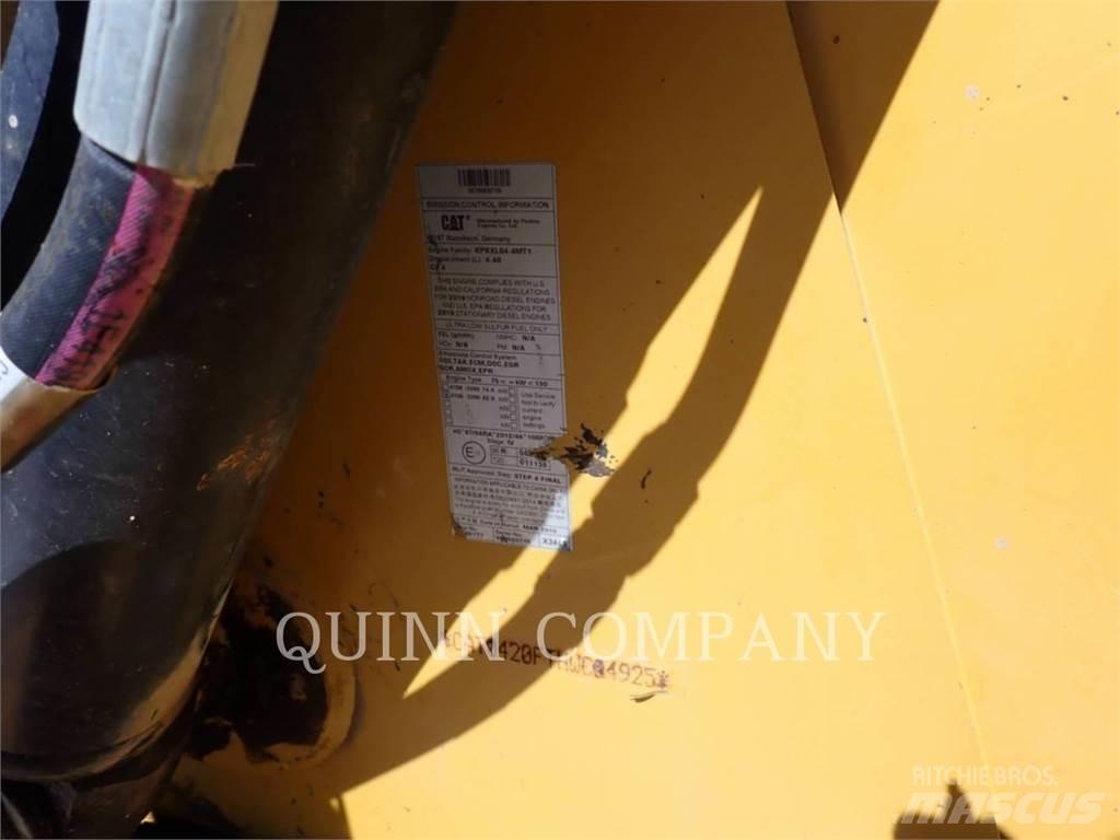 CAT 420F2 Baggerlader