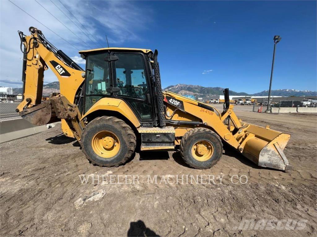 CAT 420F2 Baggerlader