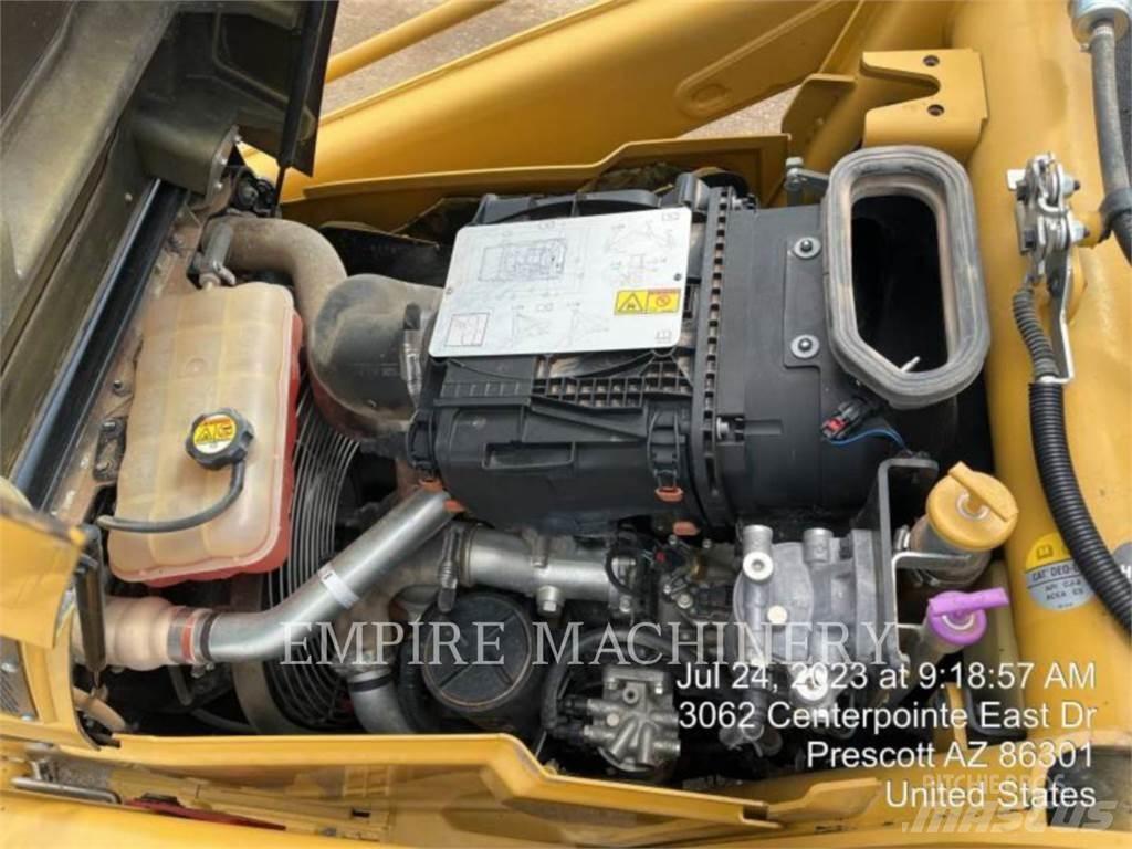CAT 420F2 4EOP Baggerlader