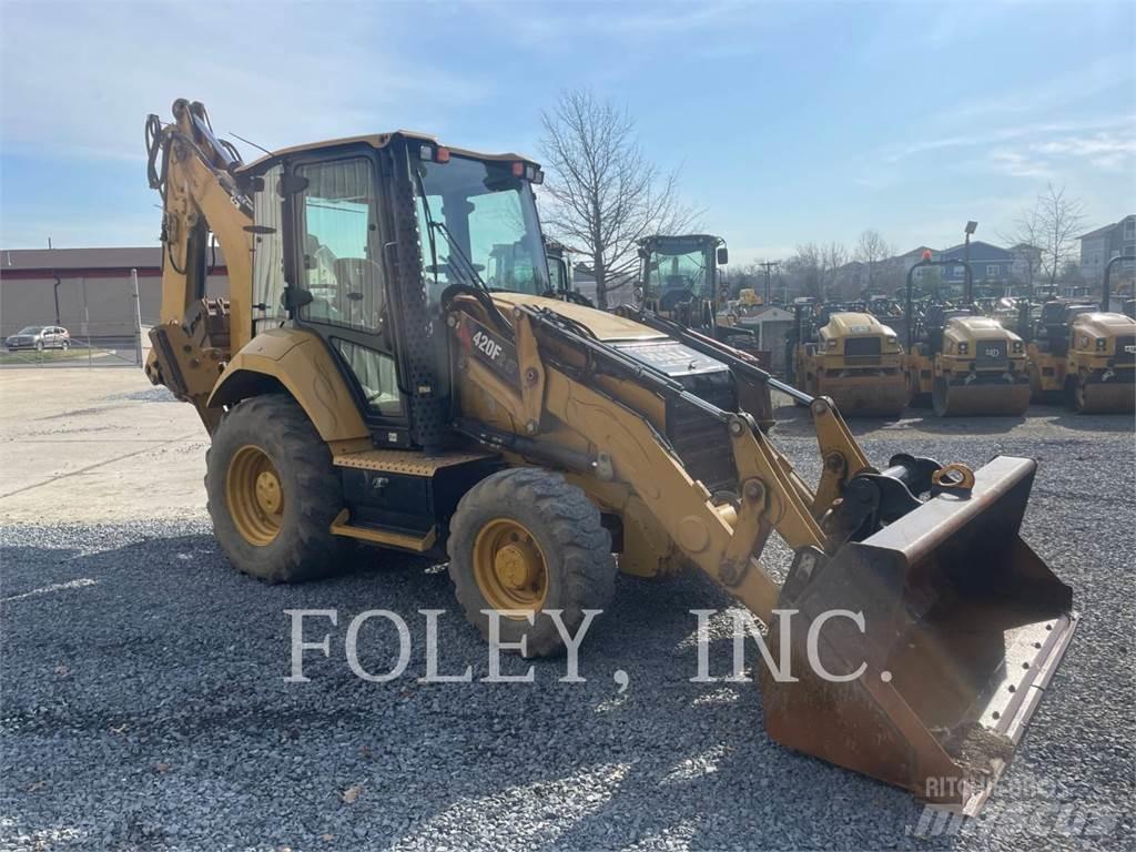 CAT 420F2IT Baggerlader