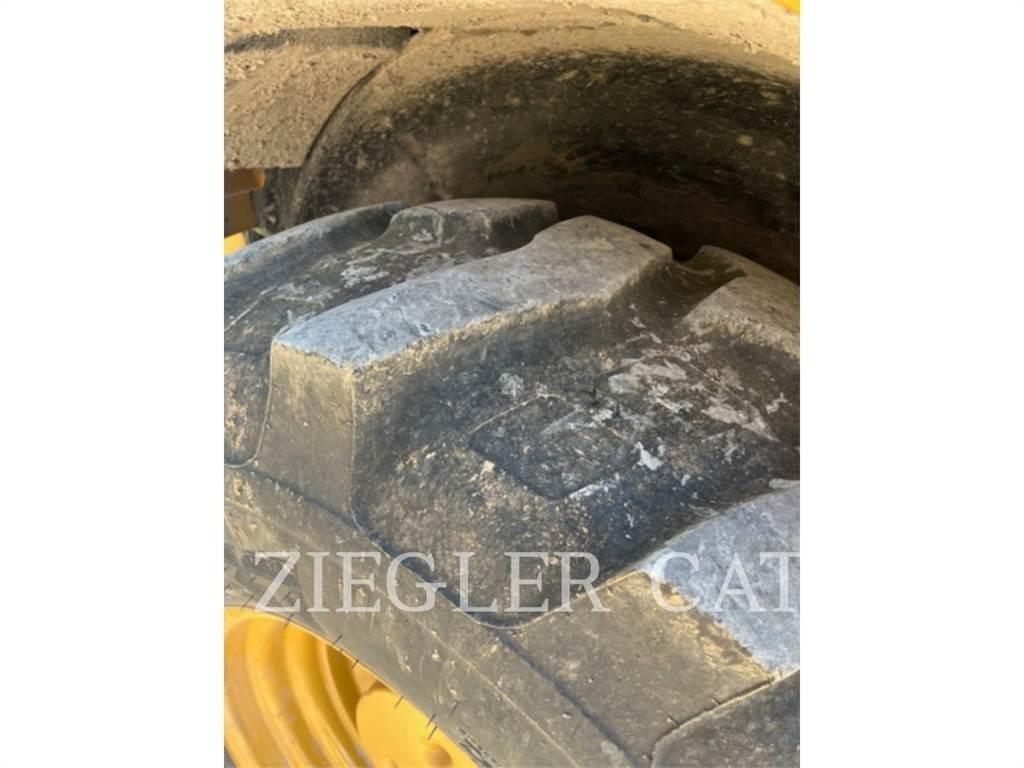 CAT 420F2IT Baggerlader