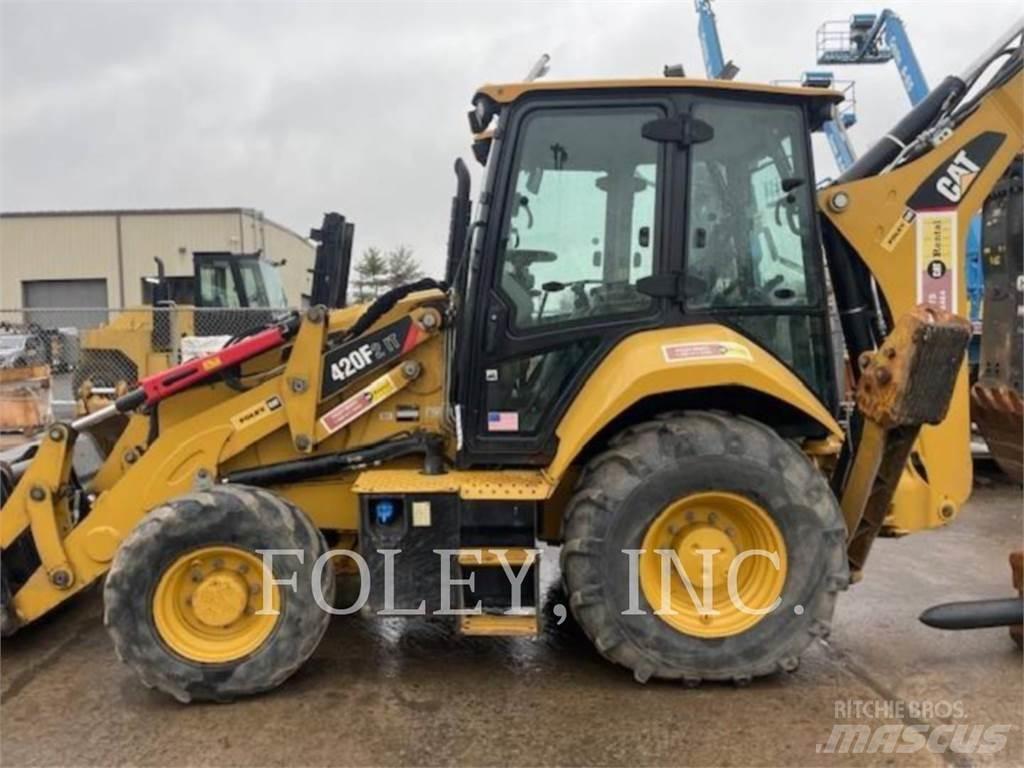 CAT 420F2IT Baggerlader