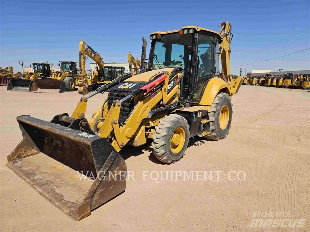 CAT 420F2IT Baggerlader