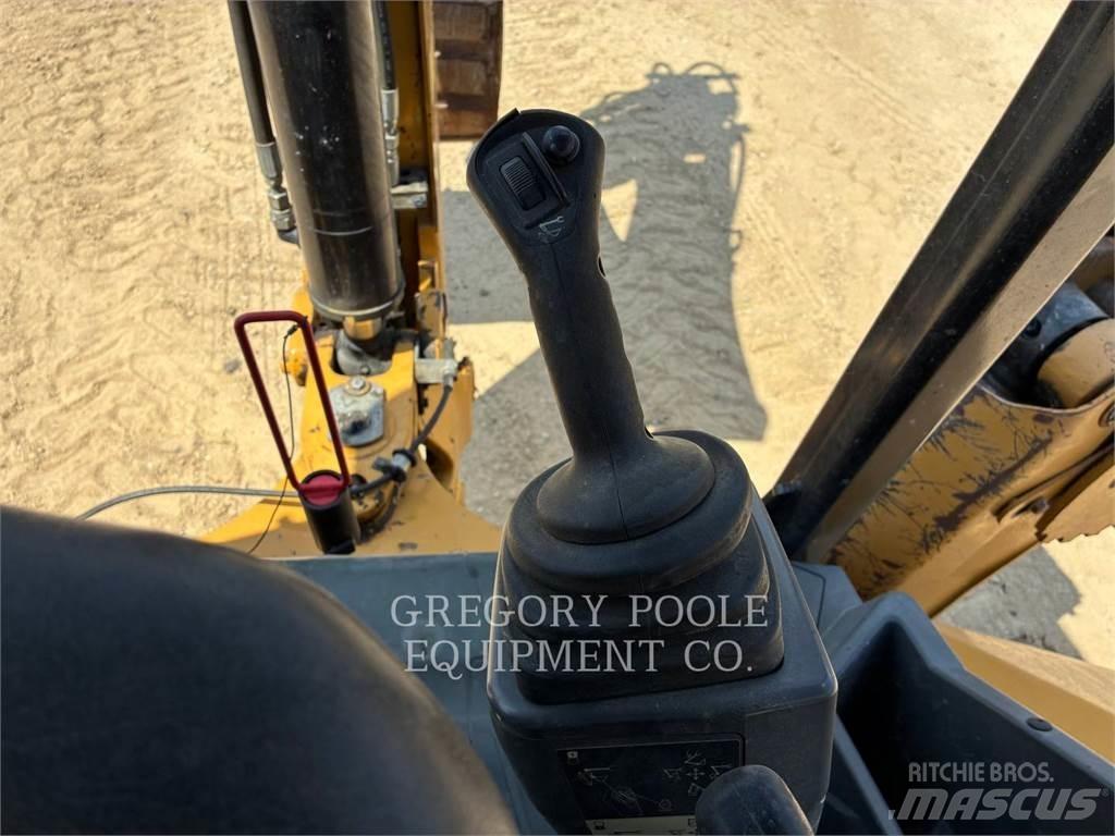 CAT 420F2IT Baggerlader