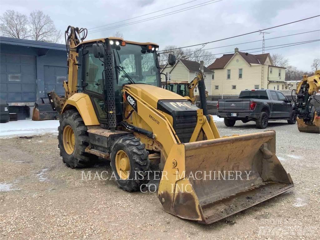 CAT 420F2ST Baggerlader