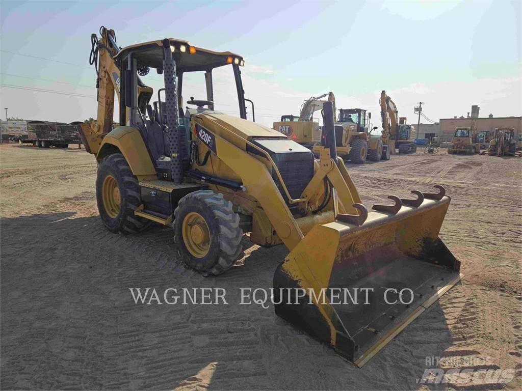 CAT 420F2ST Baggerlader