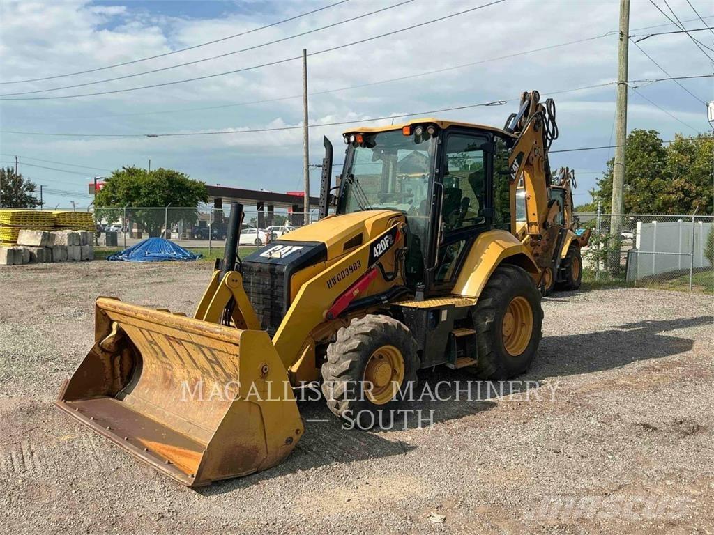 CAT 420F2ST Baggerlader