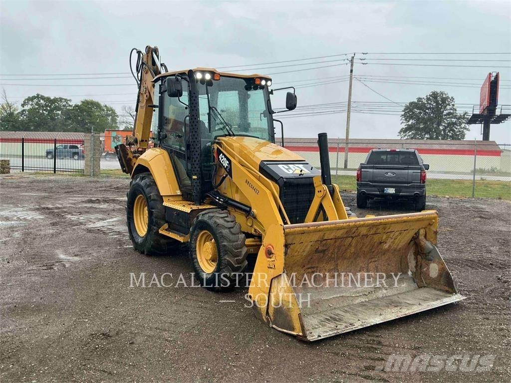 CAT 420F2ST Baggerlader