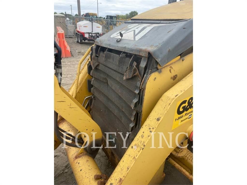CAT 420FST Baggerlader