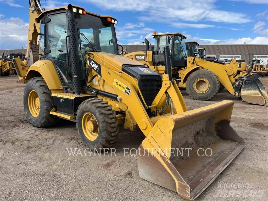 CAT 430F2 4WD Baggerlader