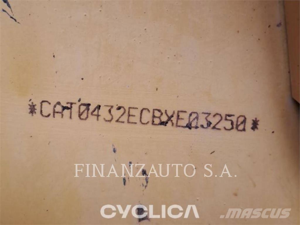 CAT 432F Baggerlader