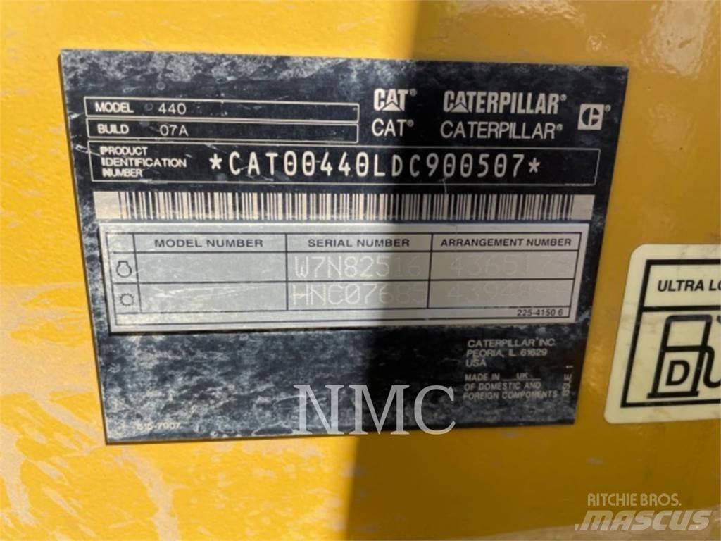 CAT 440 Baggerlader