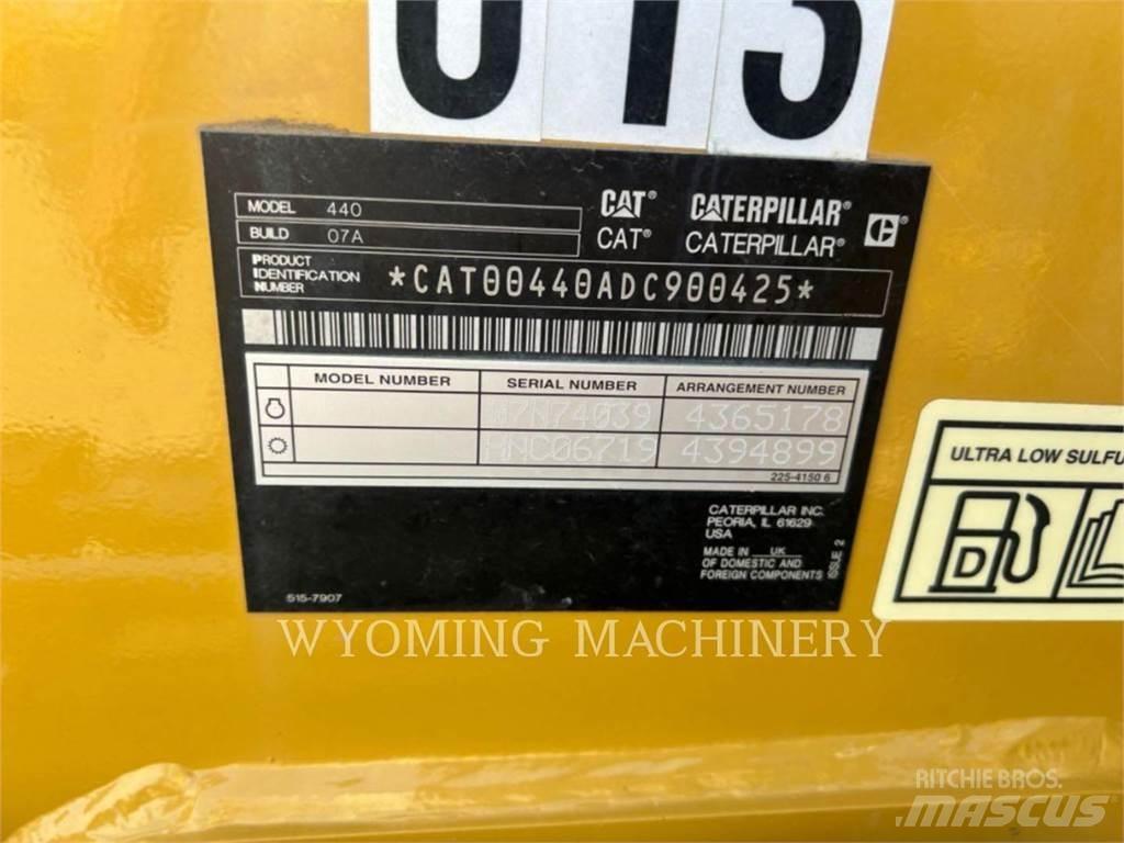 CAT 440 Baggerlader